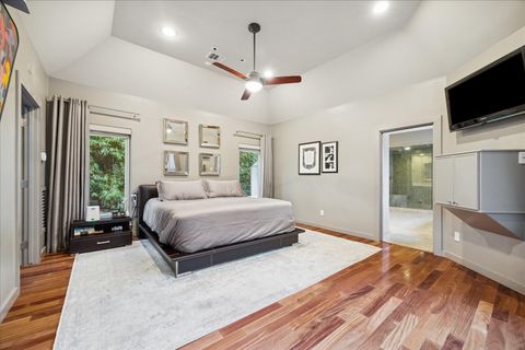 Tiny photo for 37 E Broad Oaks Dr, Houston, TX 77056 (MLS # 59606172)