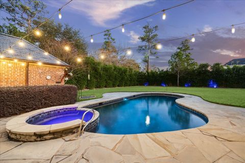 Tiny photo for 37 E Broad Oaks Dr, Houston, TX 77056 (MLS # 59606172)