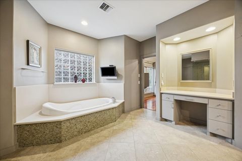 Tiny photo for 37 E Broad Oaks Dr, Houston, TX 77056 (MLS # 59606172)