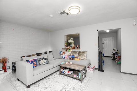 Tiny photo for 12469 Sharpview Drive #2469, Houston, TX 77072 (MLS # 37746875)