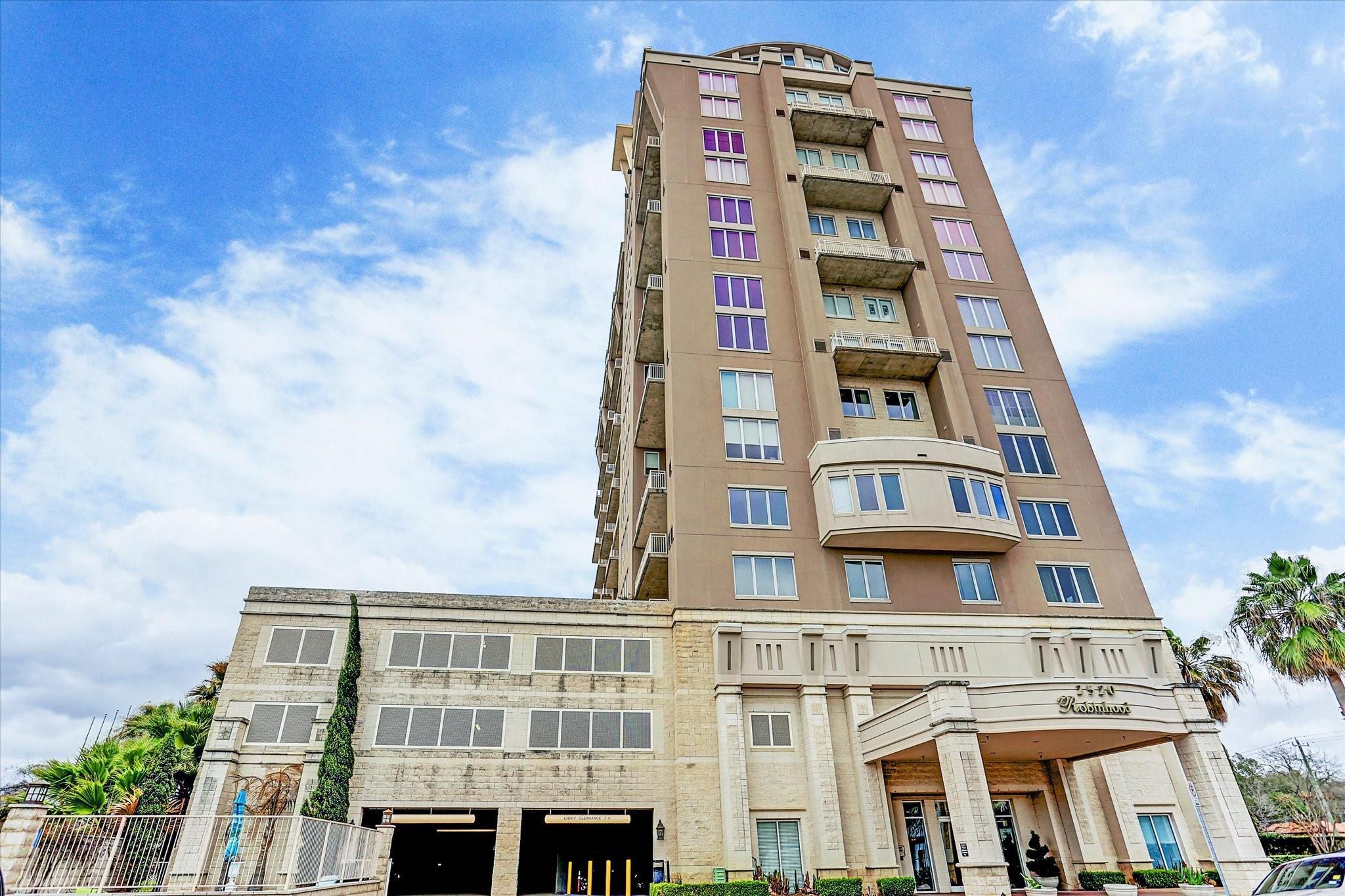 2520 Robinhood Street 1200