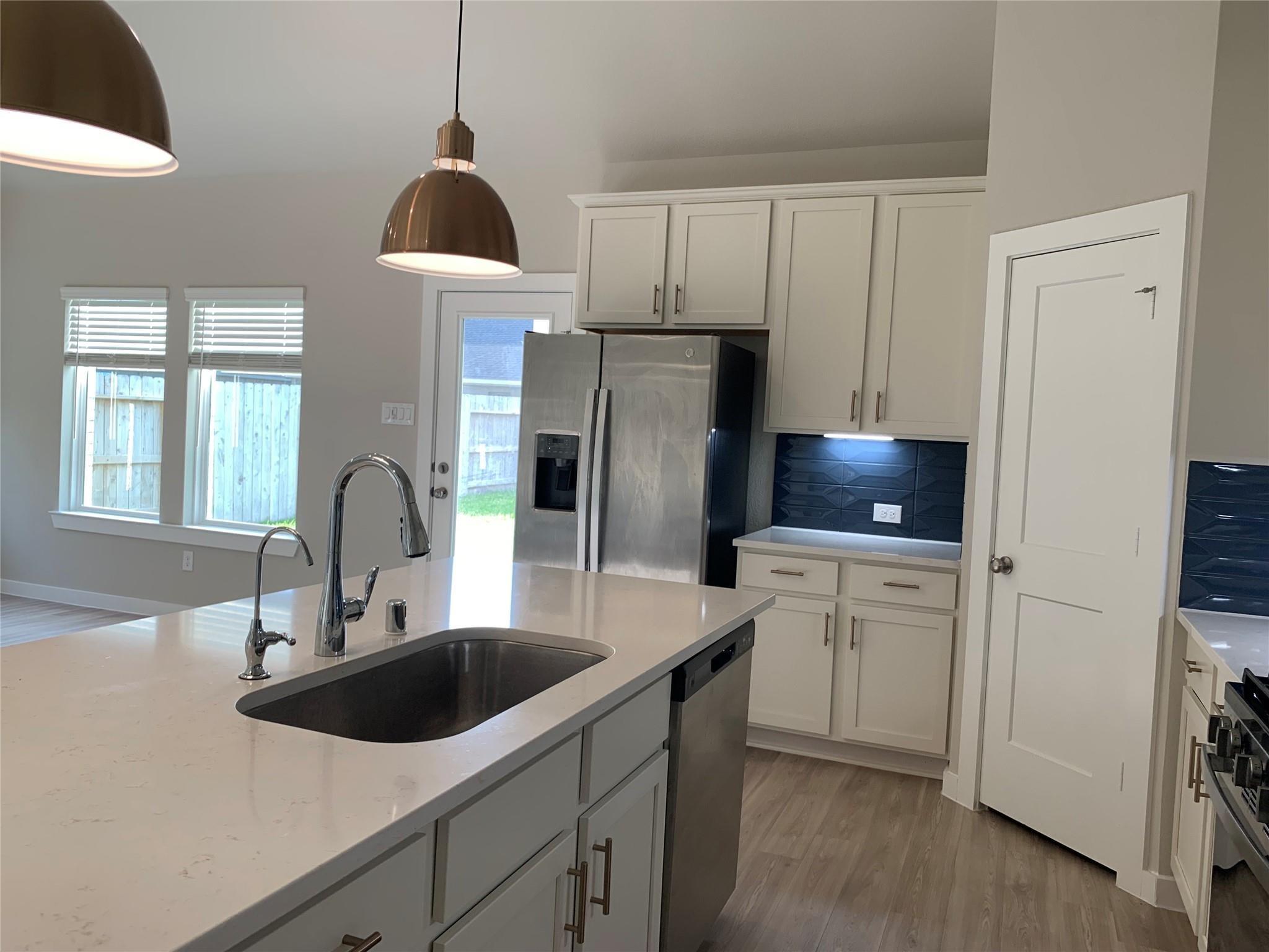 8611 Jetty Glen Drive