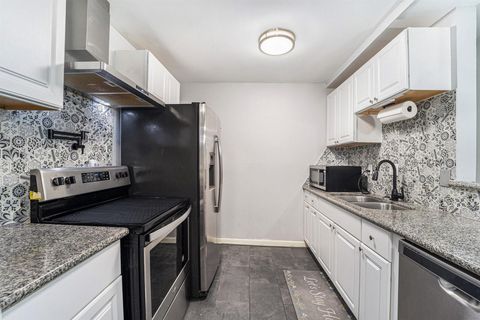 Tiny photo for 12215 Hillcroft Street, Houston, TX 77035 (MLS # 32957866)