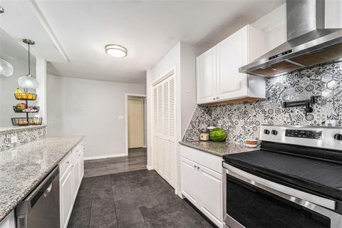 Tiny photo for 12215 Hillcroft Street, Houston, TX 77035 (MLS # 32957866)