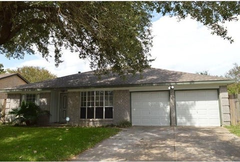 Photo of 3119 Rifle Gap Lane, Sugar Land, TX 77478 (MLS # 92739027)