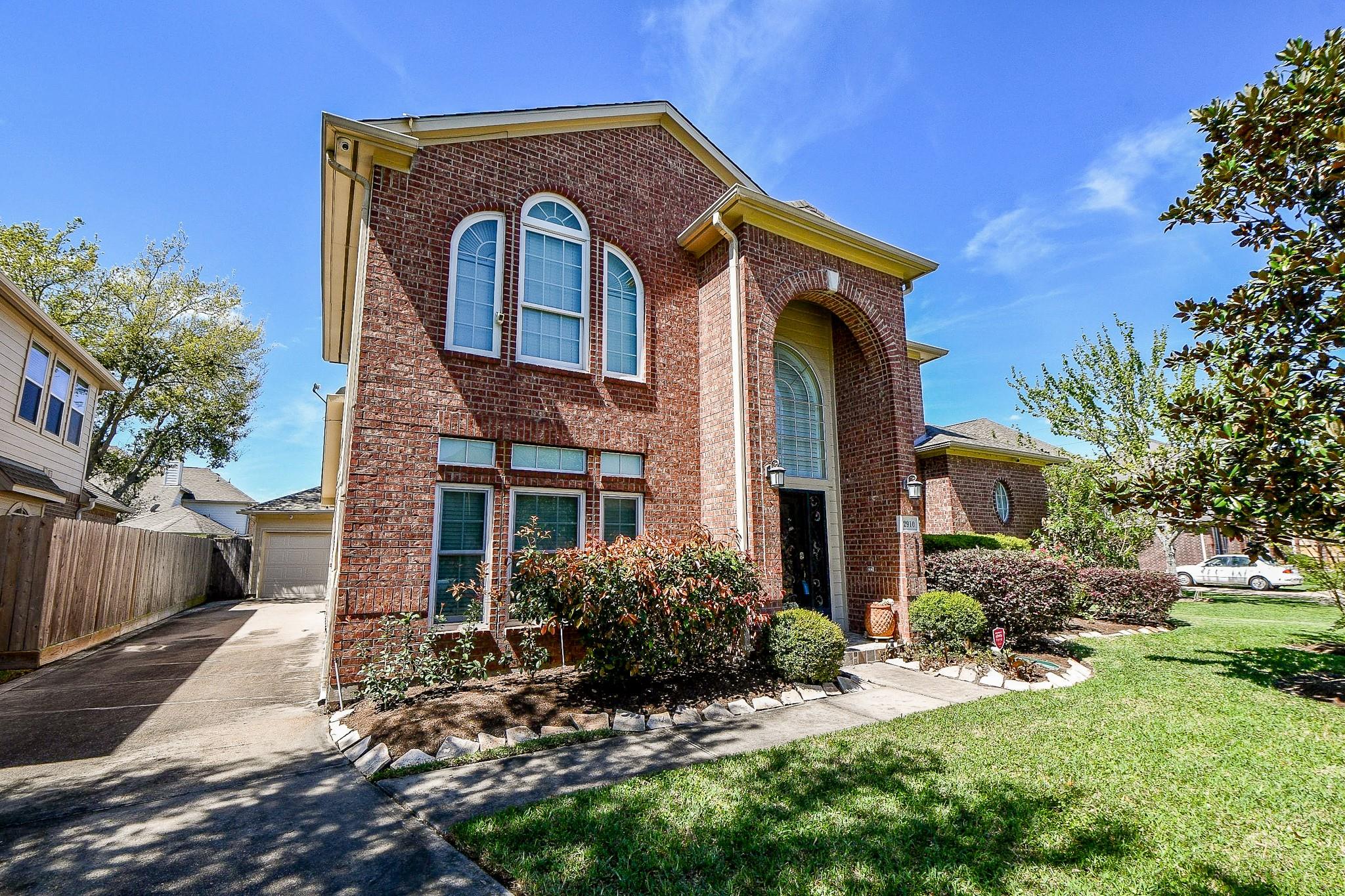 2910 Clayton Ridge Court