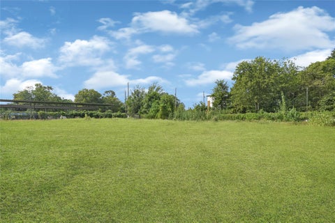 Photo of 4524 Pinemont Drive, Houston, TX 77018 (MLS # 2504988)