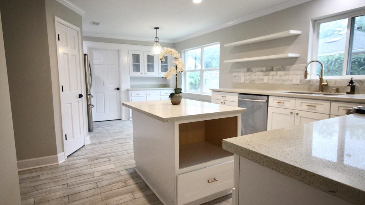 7827 Zilonis Court