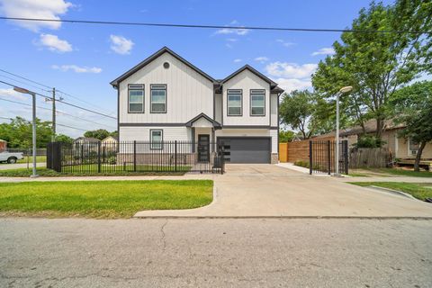 Photo of 120 Adams Street, Houston, TX 77011 (MLS # 17039944)