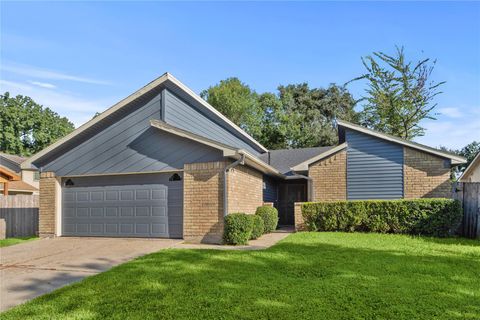 Photo of 12511 Orleans Street, Houston, TX 77015 (MLS # 70915604)