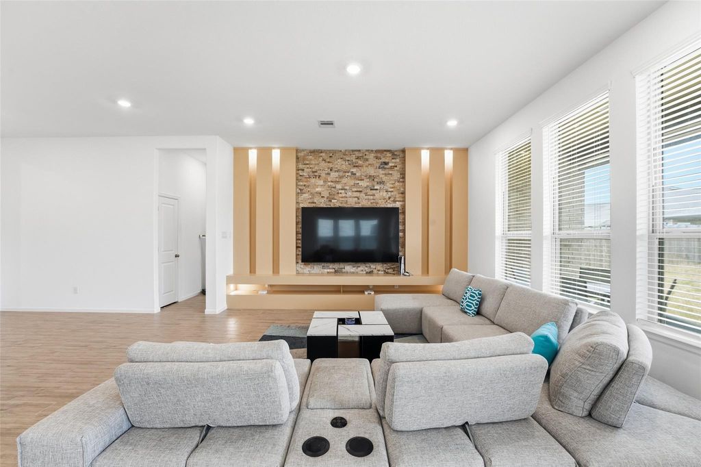 Photo of 9431 Sea Star Lane, Porter, TX 77365 (MLS # 20393457)