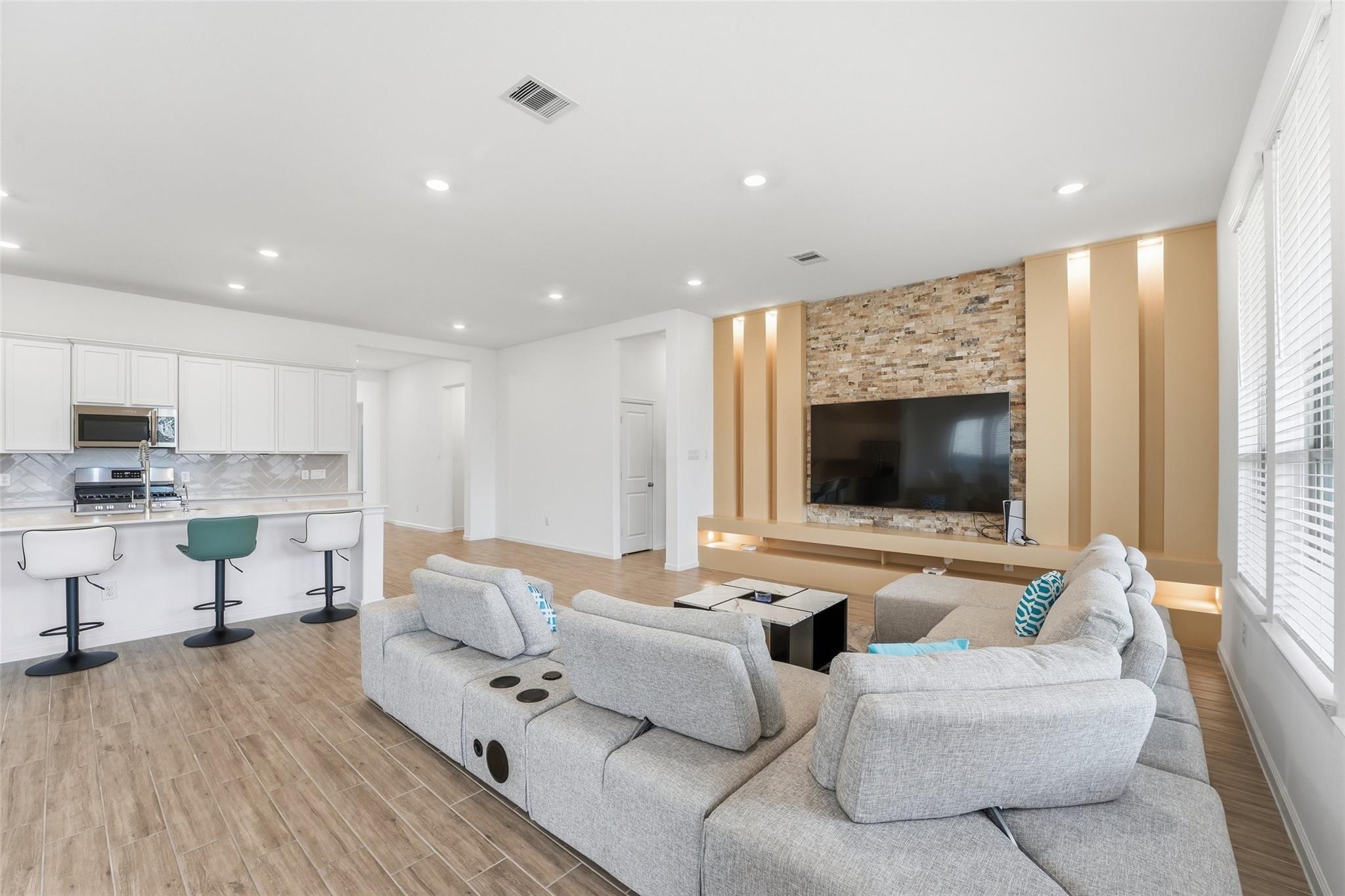 9431 Sea Star Lane