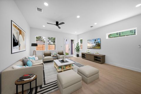 Photo of 1307 Amundsen St St N, Houston, TX 77009 (MLS # 22479053)