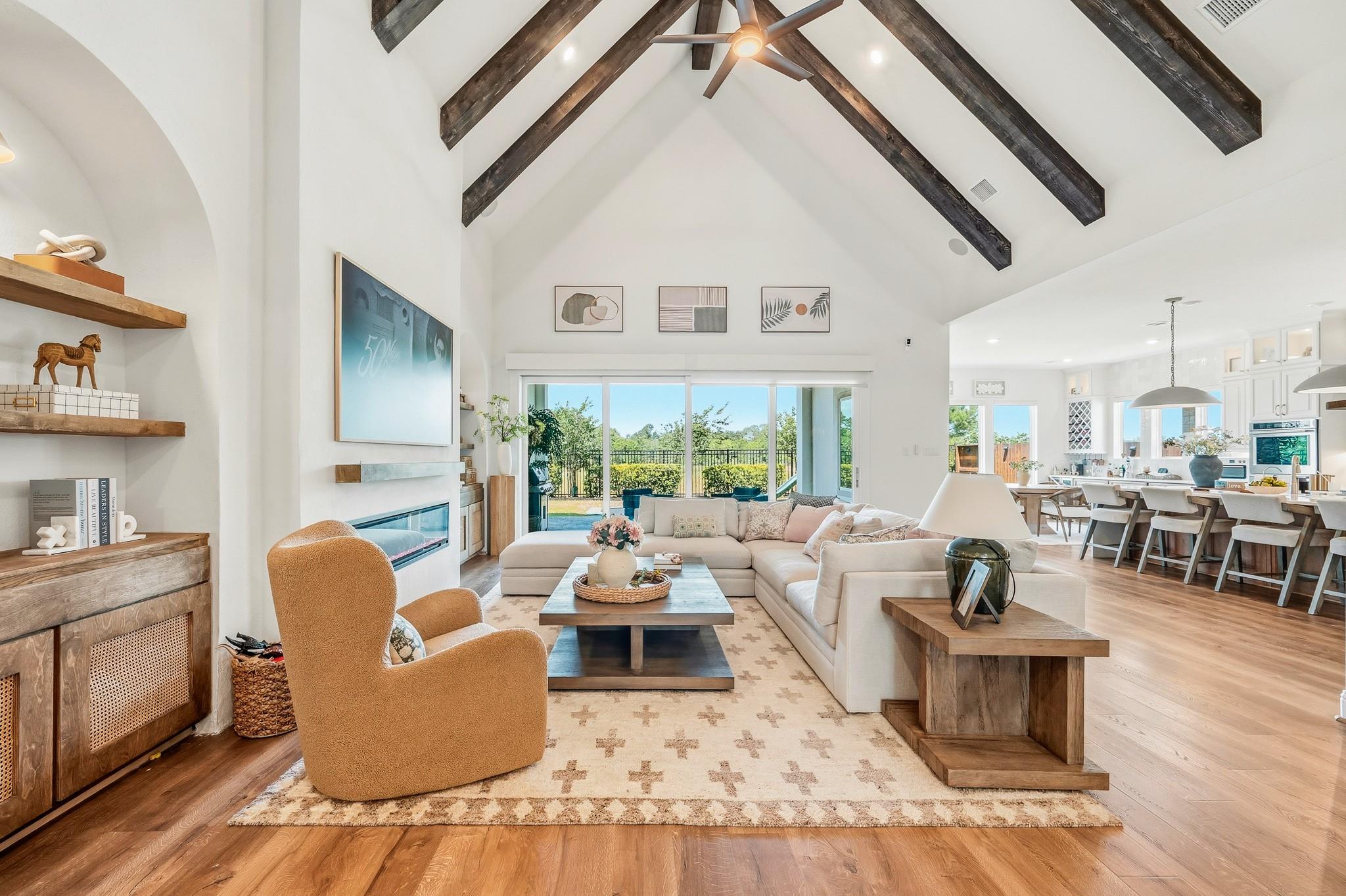 2211 Myrtle Manor Lane