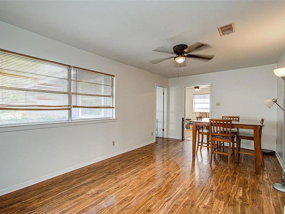 1710 W 11th Street