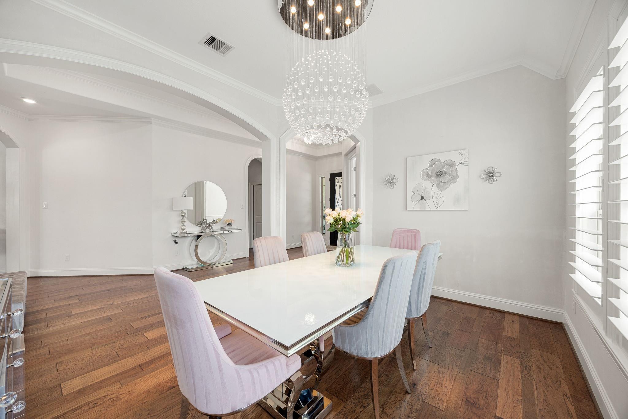 16214 Davy Crockett Court