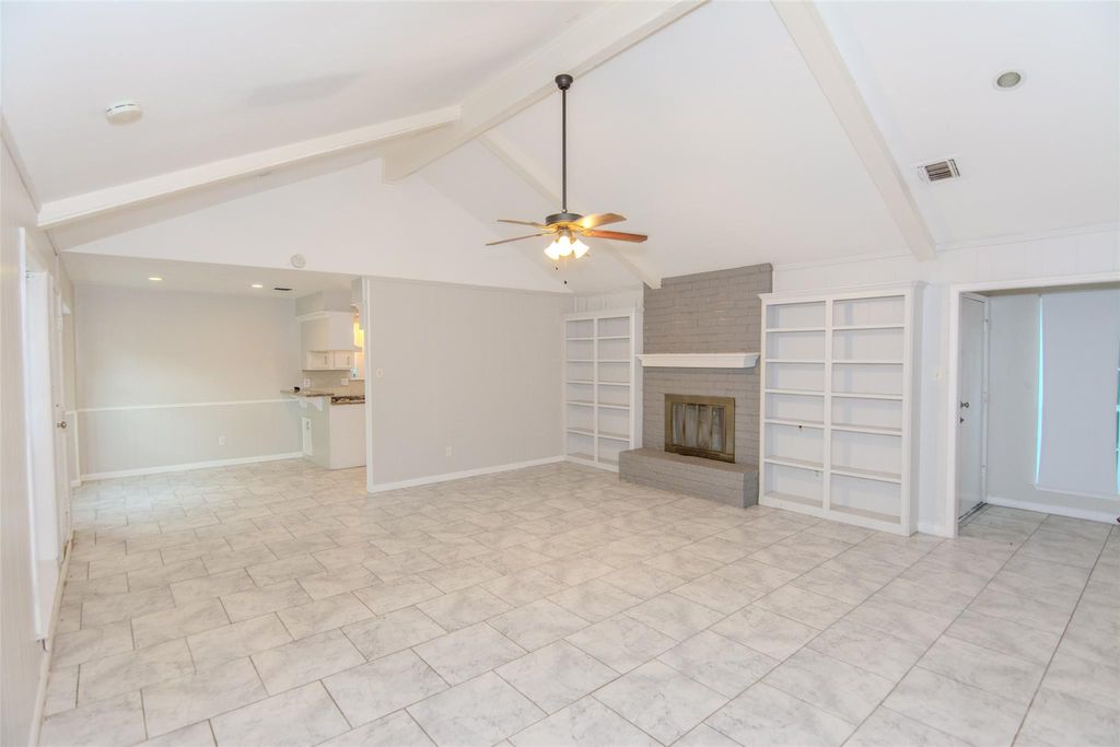 Photo of 116 White Cedar Street, Houston, TX 77015 (MLS # 47157887)