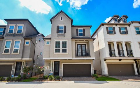 Photo of 4007 Centre Glen Drive, Houston, TX 77043 (MLS # 81019241)