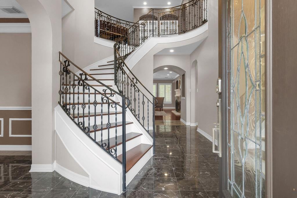 22118 Oakcreek Hollow Lane