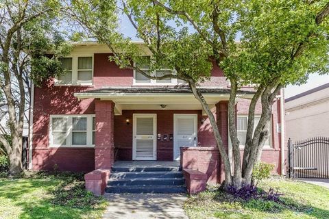 Photo of 612 W Alabama Street, Houston, TX 77006 (MLS # 50869941)