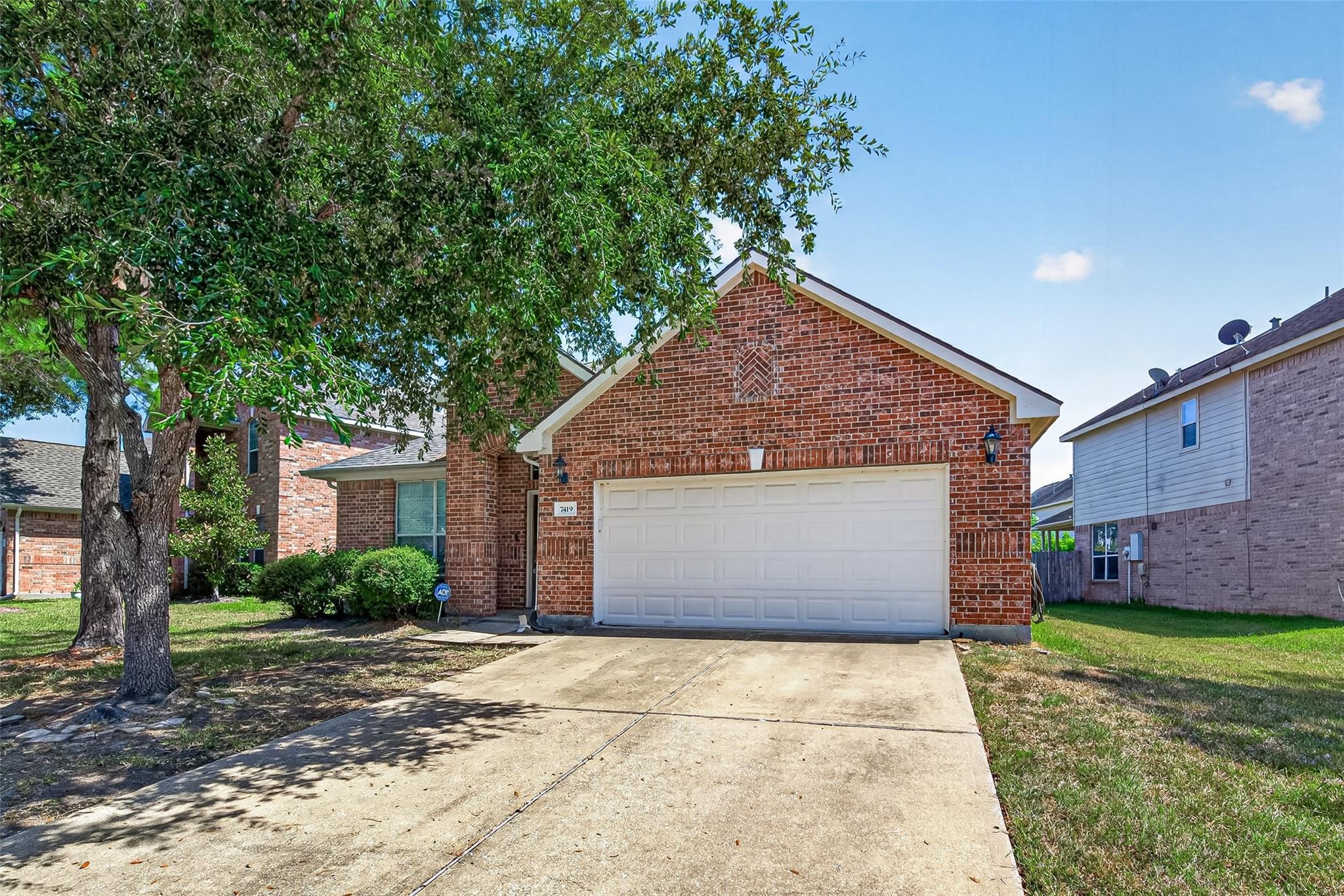 7419 Avalon Trce