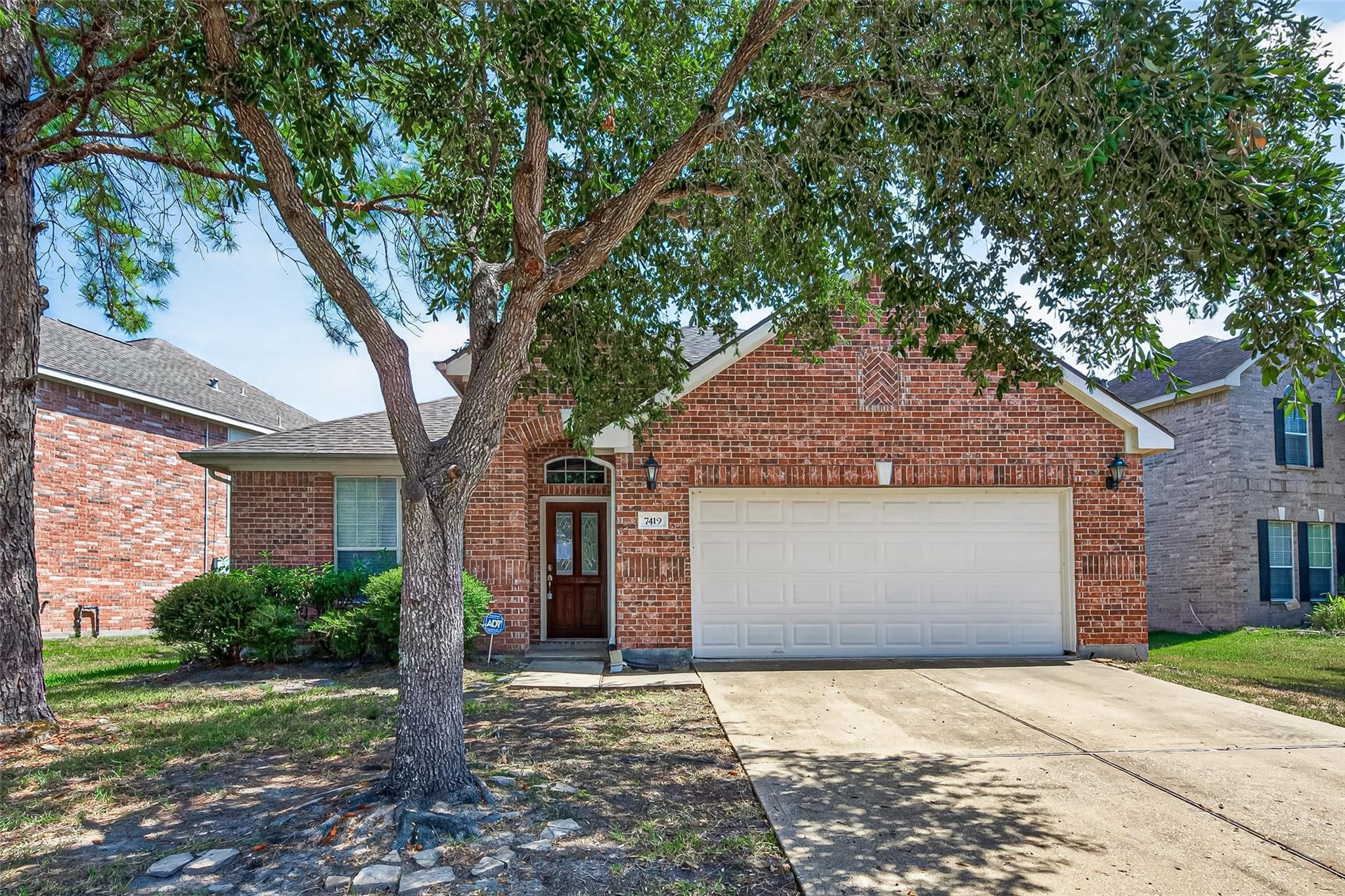 7419 Avalon Trce