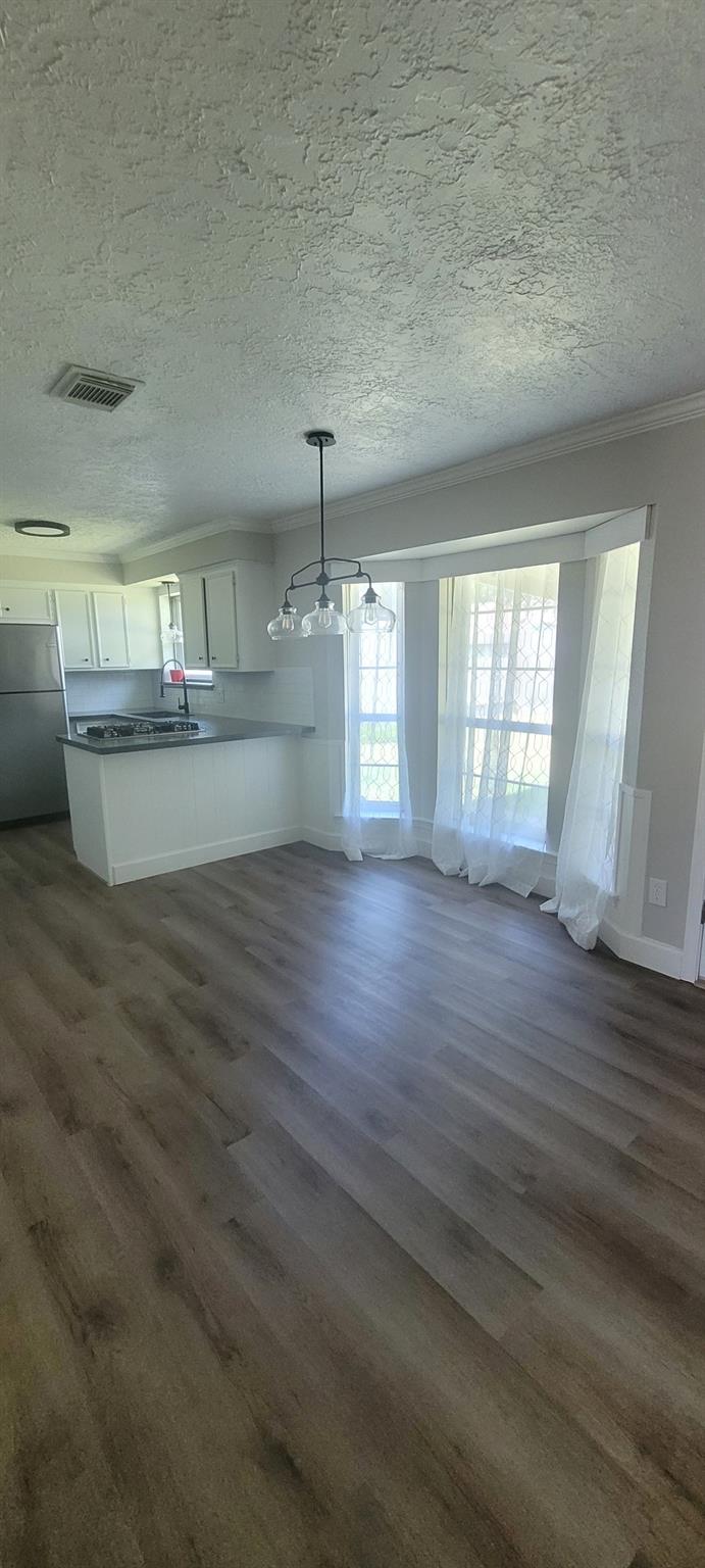 1807 Sleepy Creek Way