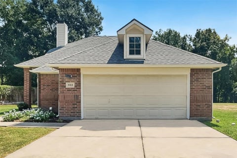 Photo of 823 Windlass Way, Crosby, TX 77532 (MLS # 27242622)