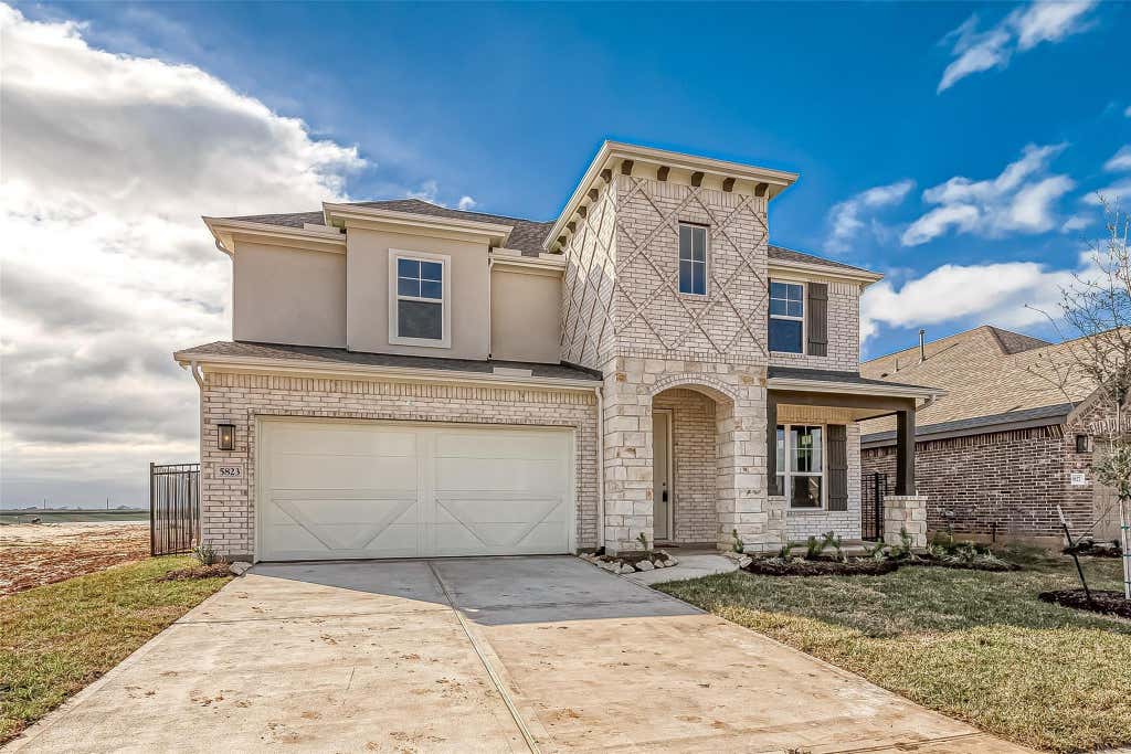 Photo of 5823 Westwood Shore Drive, Katy, TX 77493 (MLS # 15738467)