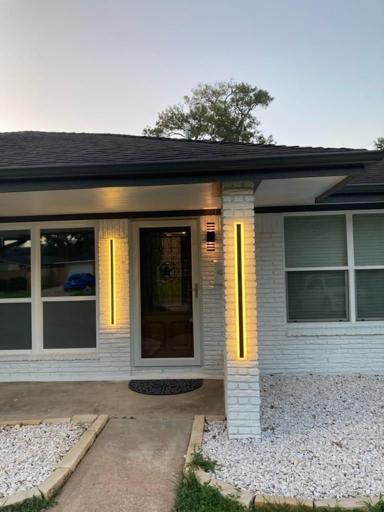 10328 Shadow Oaks Drive