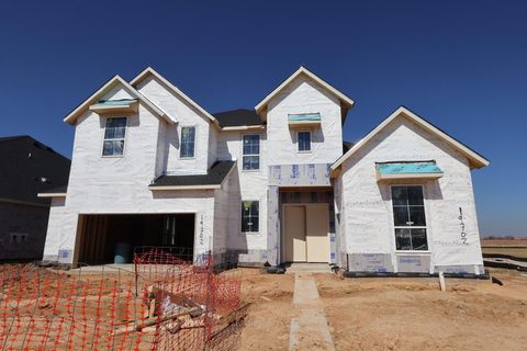 Photo of 19702 Centennial Park Lane, Cypress, TX 77433 (MLS # 21492674)