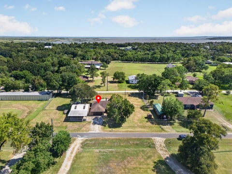 Tiny photo for 727 Cindy Lane, Cove, TX 77523 (MLS # 23120814)