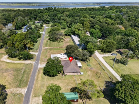 Tiny photo for 727 Cindy Lane, Cove, TX 77523 (MLS # 23120814)