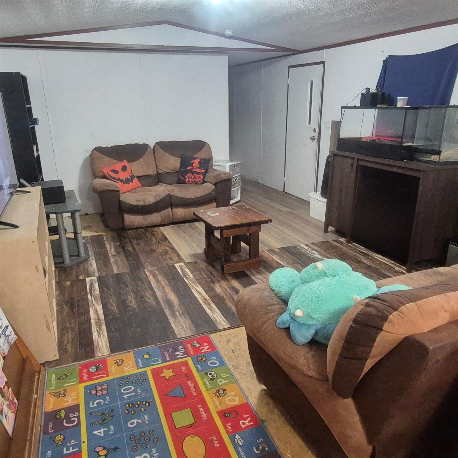 3005 Windmill Lane