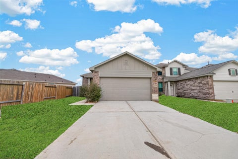 Photo of 16605 Merry Pines Drive, Conroe, TX 77302 (MLS # 40871709)