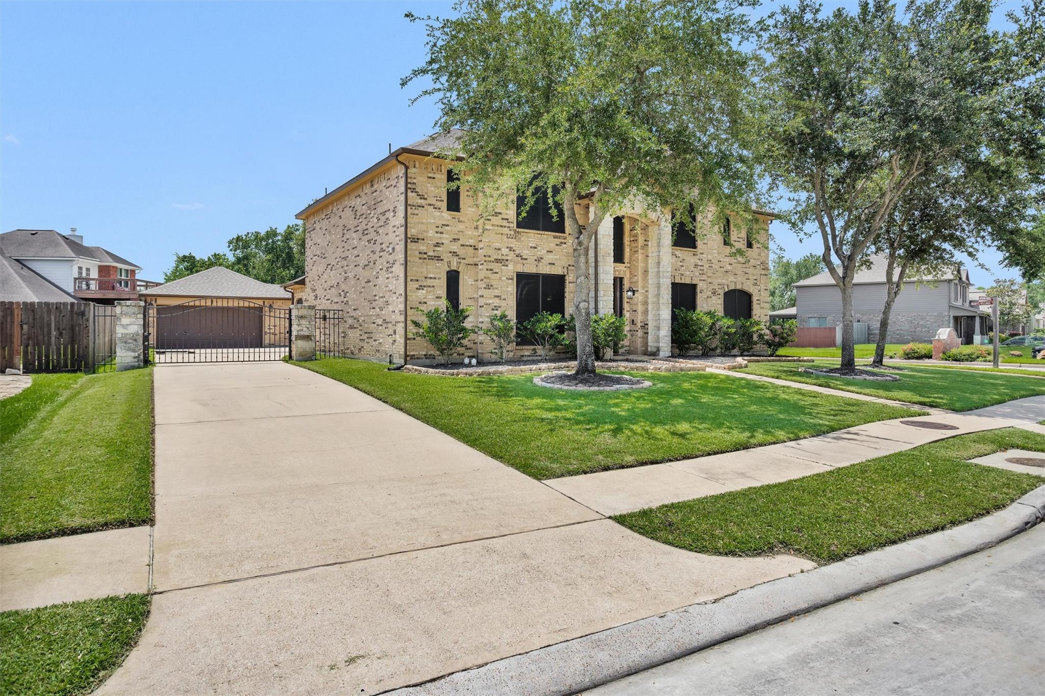 2944 Auburn Woods Drive