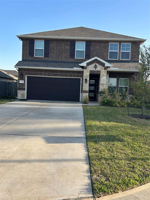 Homes For Sale - 2331 Scarlett Pine Bend<br/> Tomball, TX 77375