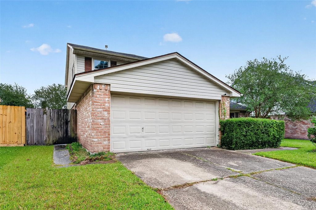Photo of 20014 Dawn Mist Drive, Humble, TX 77346 (MLS # 45652231)