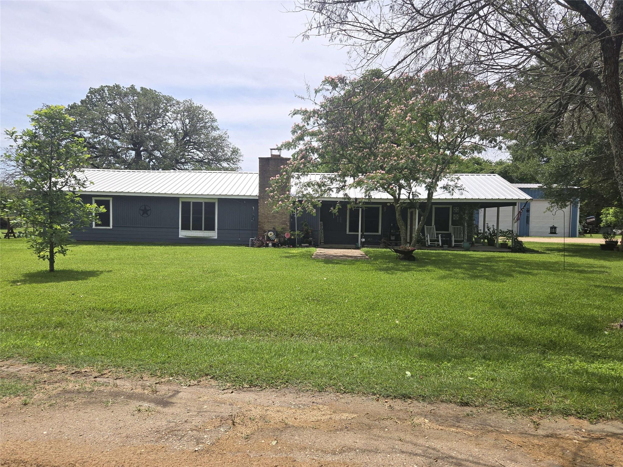 4450 Greenbriar Road