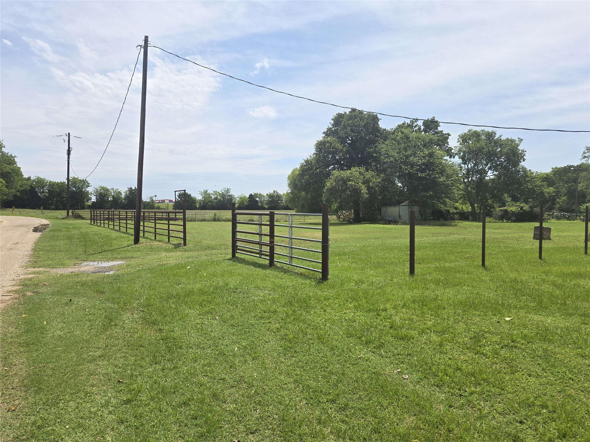4450 Greenbriar Road