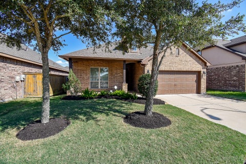 Photo of 12006 Sambuco Court, Richmond, TX 77406 (MLS # 19044061)