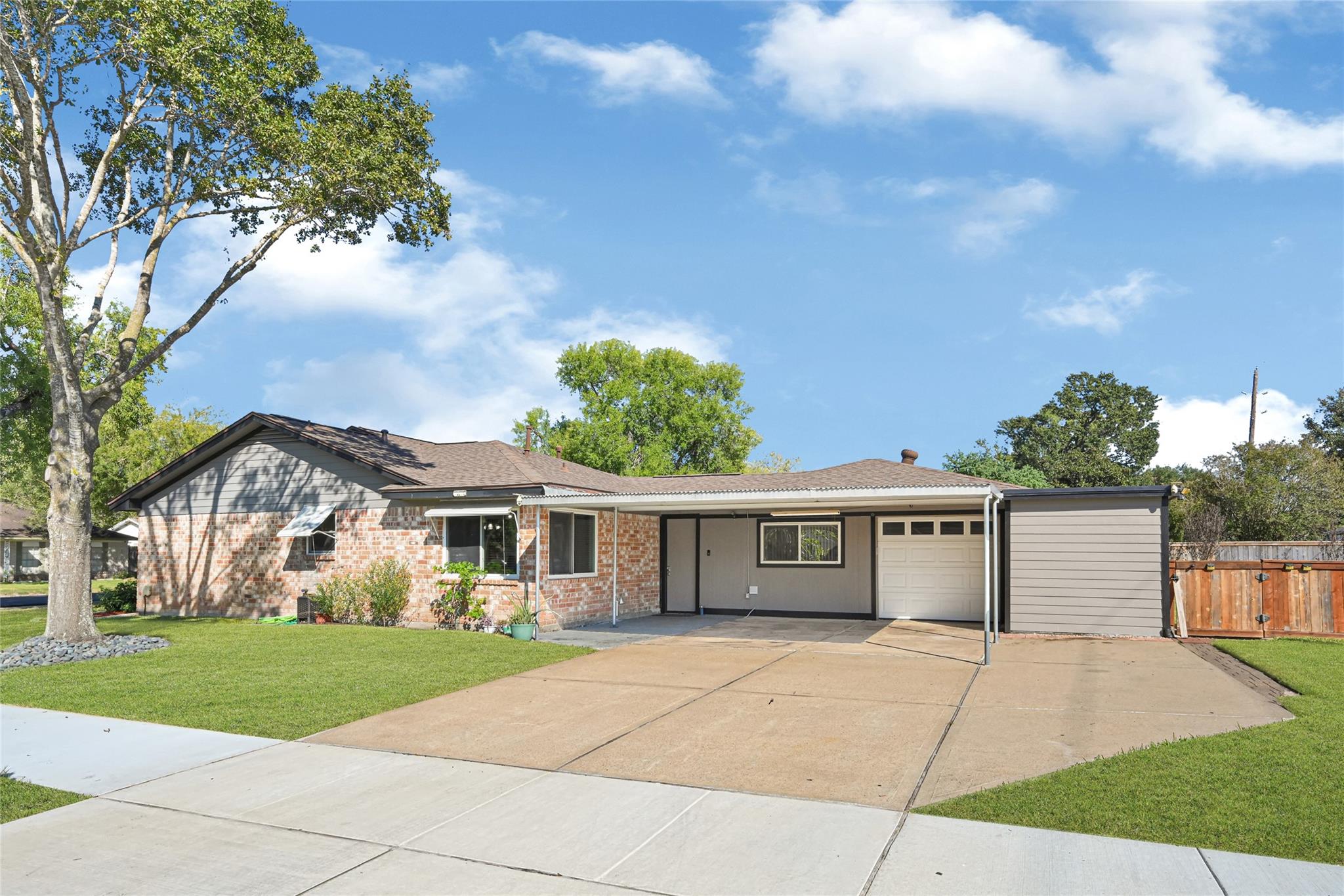 12615 Foxburo Drive