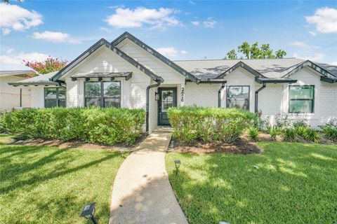 Photo of 2626 Rosefield Drive, Houston, TX 77080 (MLS # 31300949)