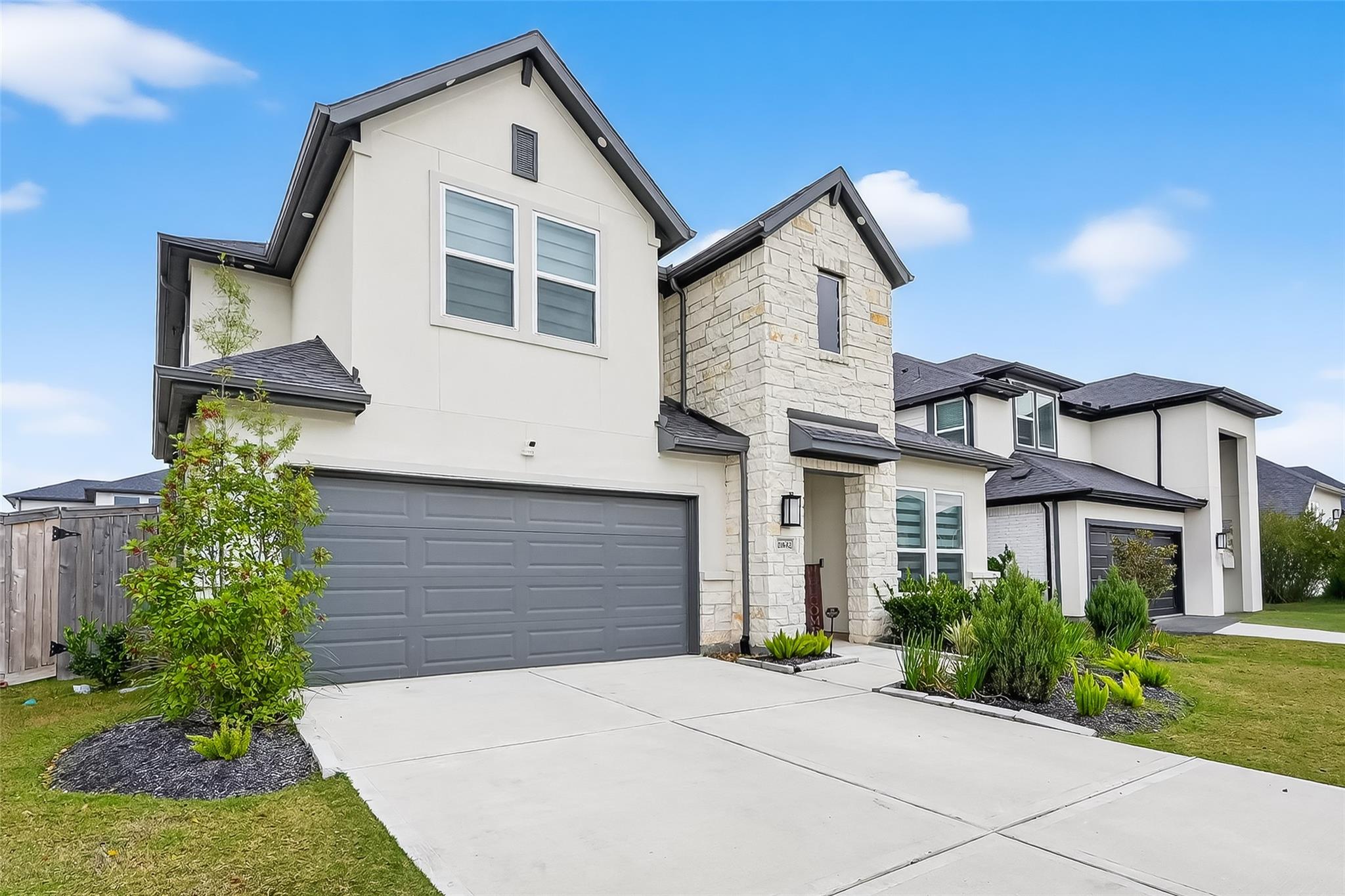 21642 Laggan Cliff Lane