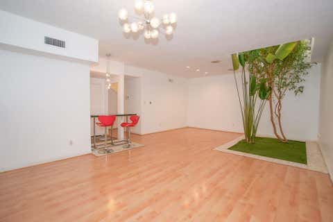 Photo of 907 Hawthorne, Houston, TX 77006 (MLS # 14551762)