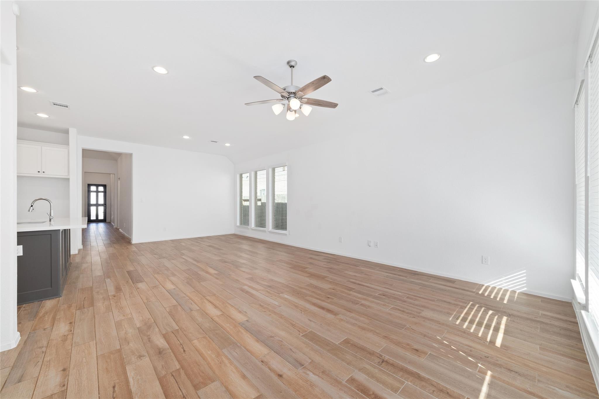 31423 Splitting Willow Way