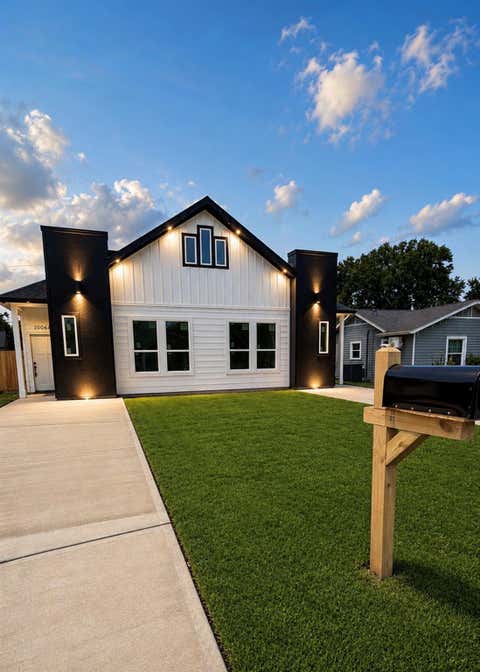 Photo of 2006 Vince Street, Pasadena, TX 77502 (MLS # 60891093)