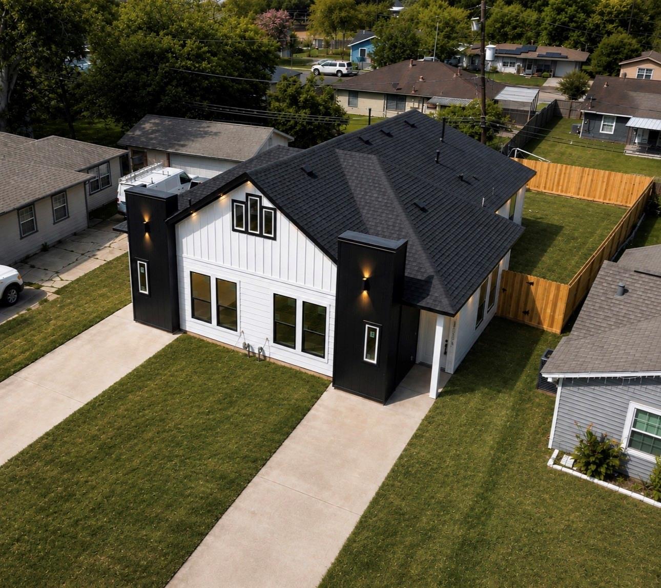 2006 Vince Street