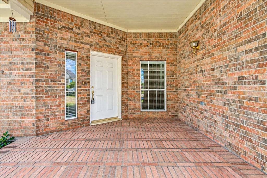 Photo of 12619 Vineyard Trail Lane, Sugar Land, TX 77478 (MLS # 6838364)