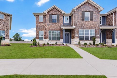Photo of 11938 Amber Oak Way, Tomball, TX 77375 (MLS # 32356239)